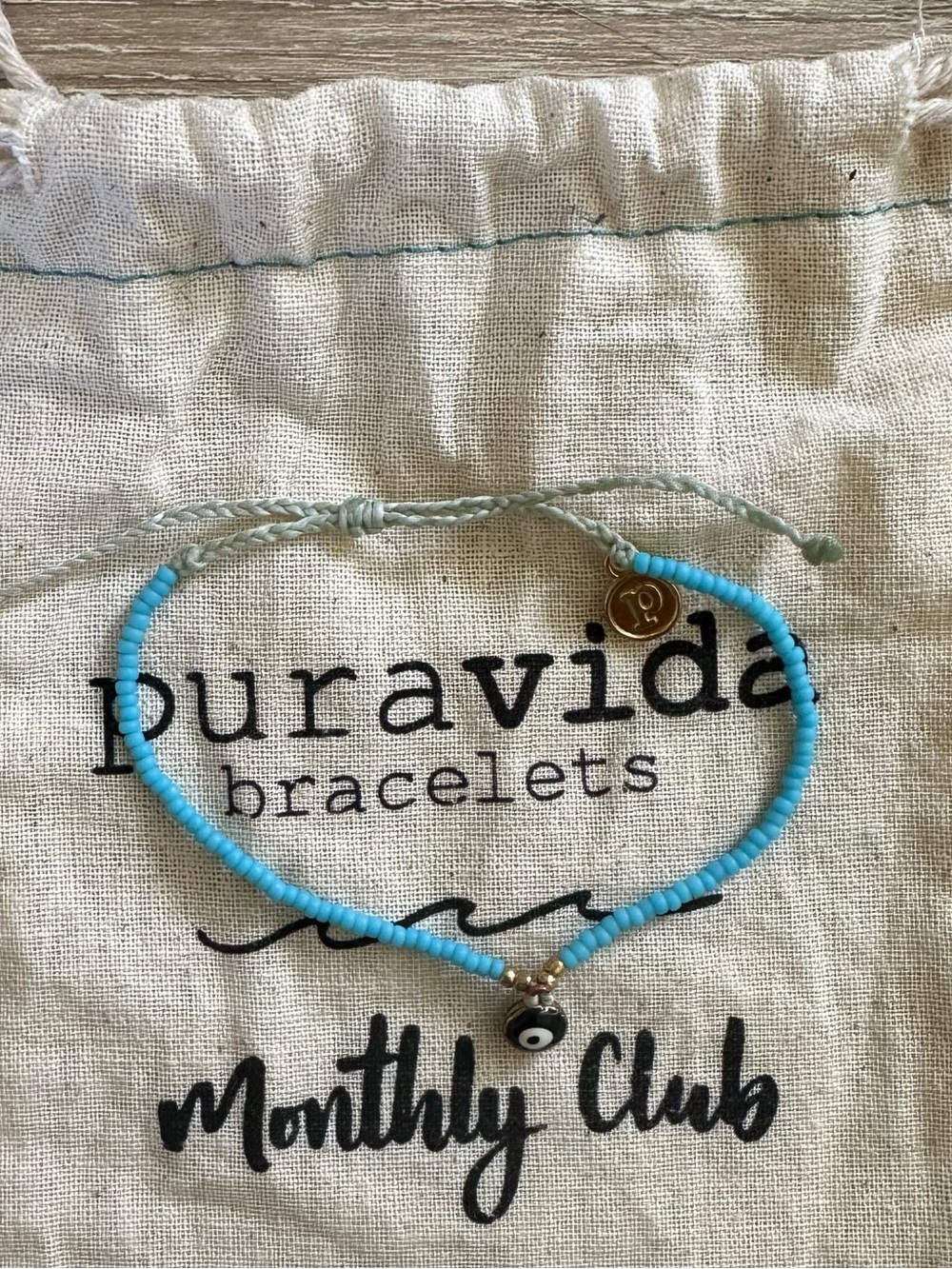 PURA VIDA Rare Evil Eye Seed Bead - Picture 3 of 5